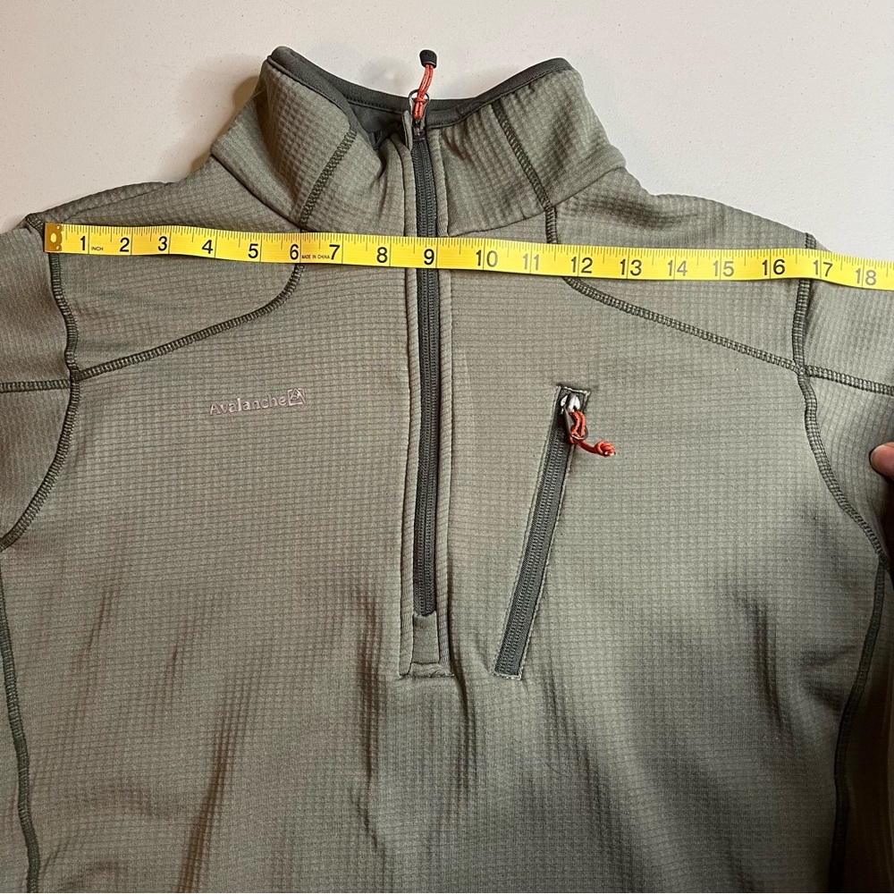 Avalanche Cold Weather Layer. Medium. Sage Green. - image 3